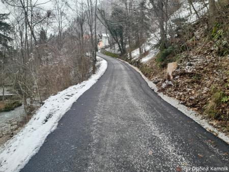 Asfaltiranje cestišča - Podstudenec